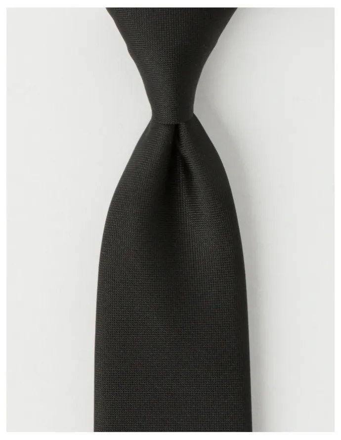 Van Heusen Plain Tie in Black