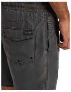 Volcom Center 17 Trunk in Black