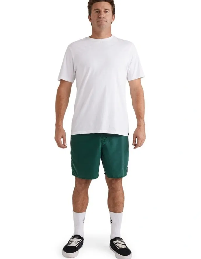 Volcom Center Trunk 17 Inch Boardshorts in Green