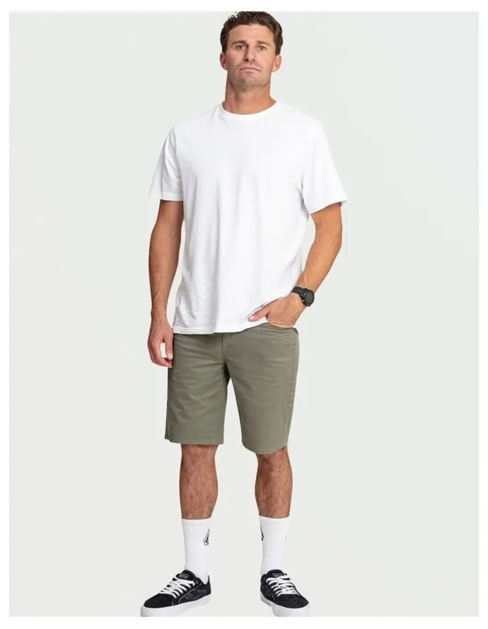 Volcom Solver Lite 5 Pocket Shorts 19 Inch in Black