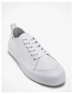 Volley Deuce Leather Sneakers in White