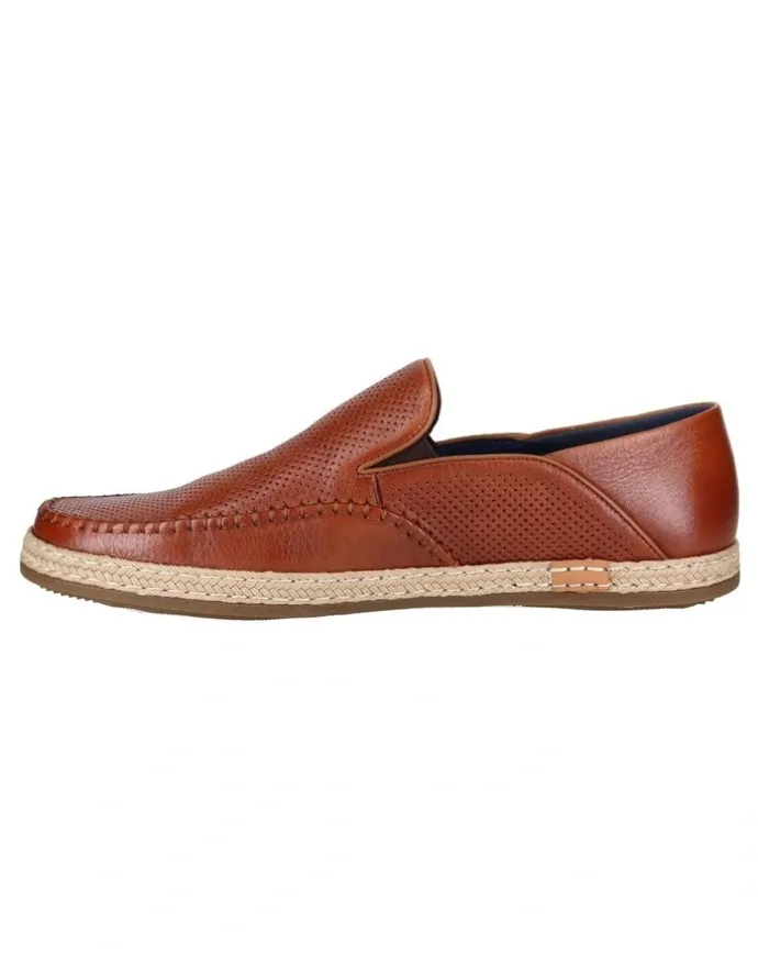 Wild Rhino Catch Slip On in Tan