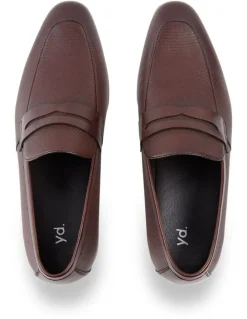 yd. Beau Textured Leather Loafer in Chestnut
