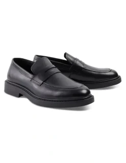 yd. Nolan Penny Leather Loafer in Black
