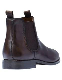 yd. Barrett Boots