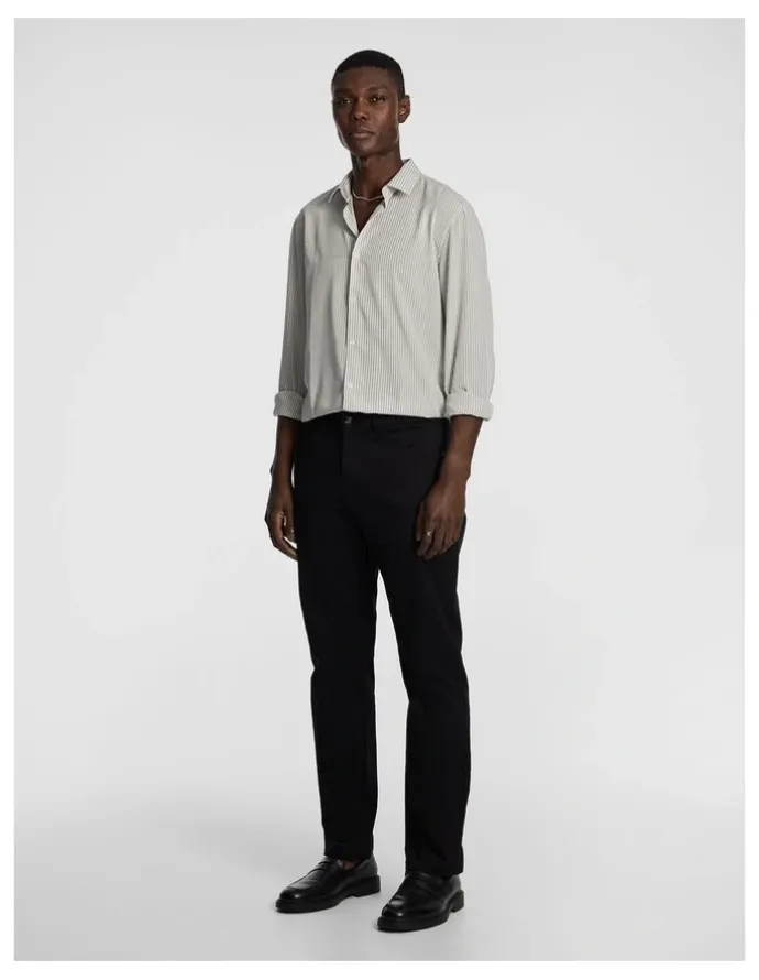 yd. Bronson Straight Chino in Black