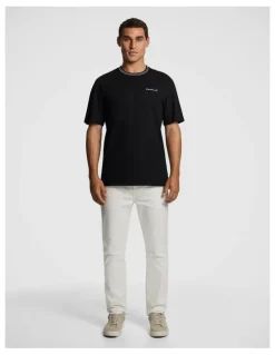 yd. Elio Relaxed Tee in Black