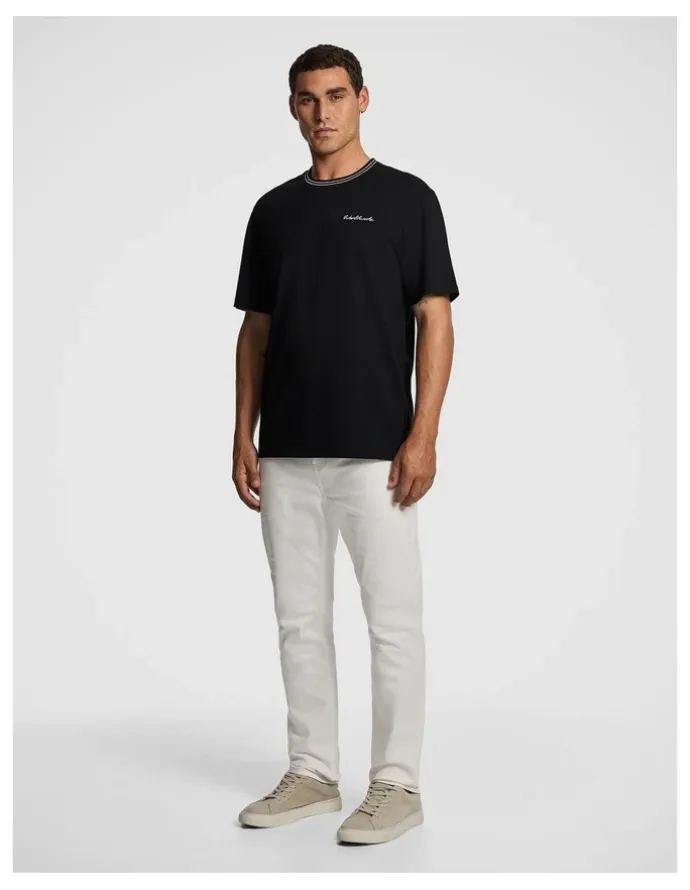 yd. Elio Relaxed Tee in Black
