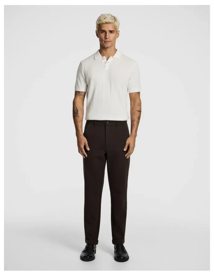 yd. Energy Regular Chino in Chocolate