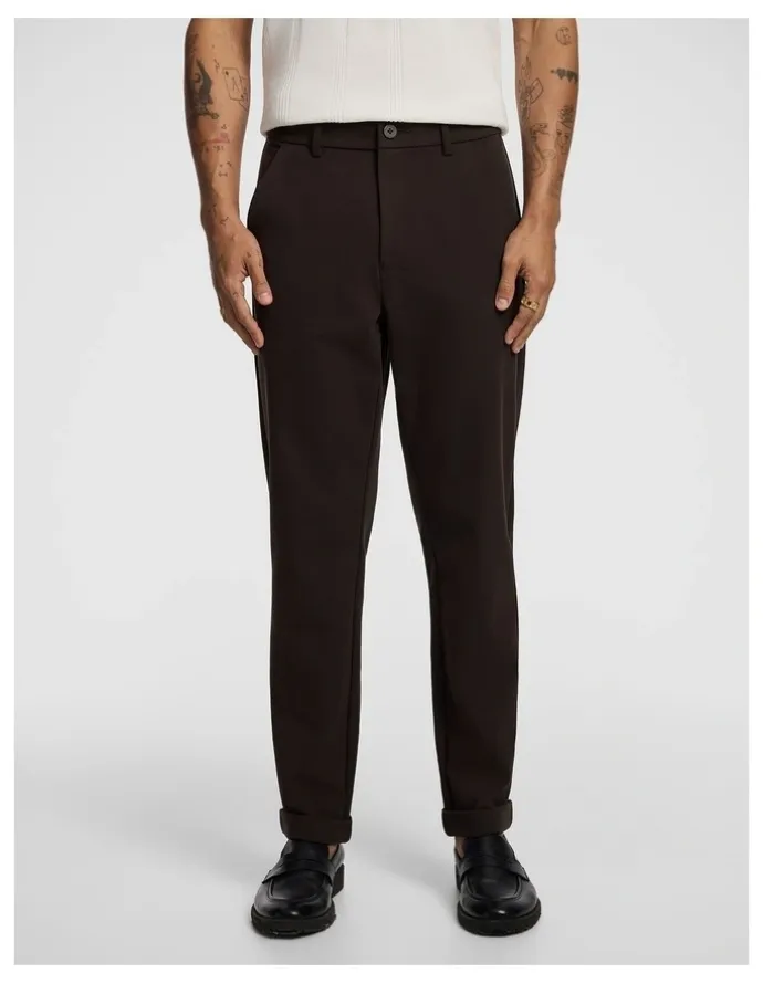 yd. Energy Regular Chino in Chocolate