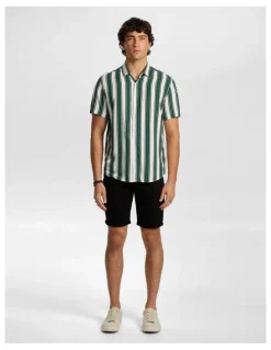 yd. Herston Chino Short in Black