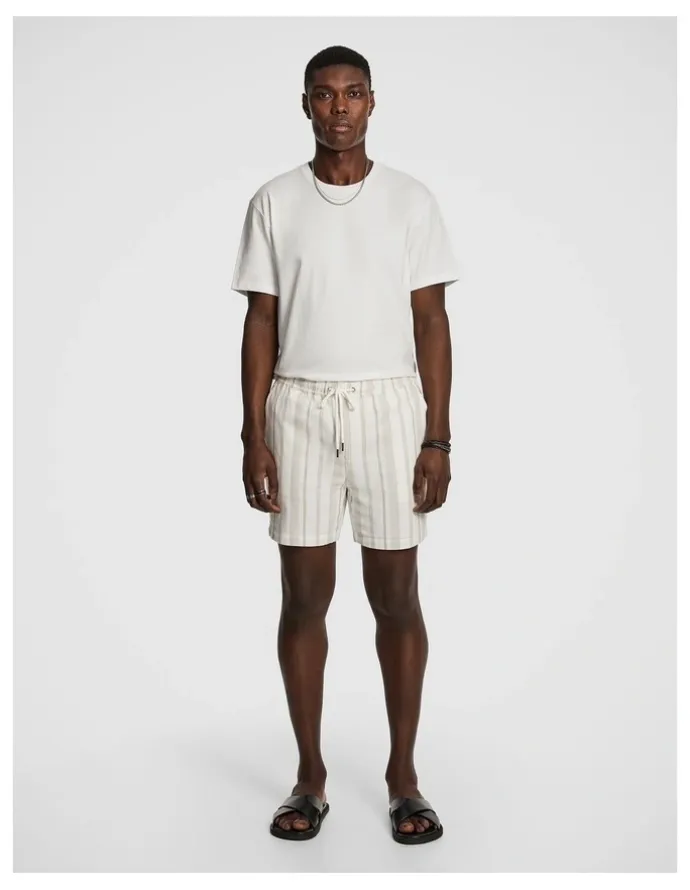yd. Island Stripe Short in Natural