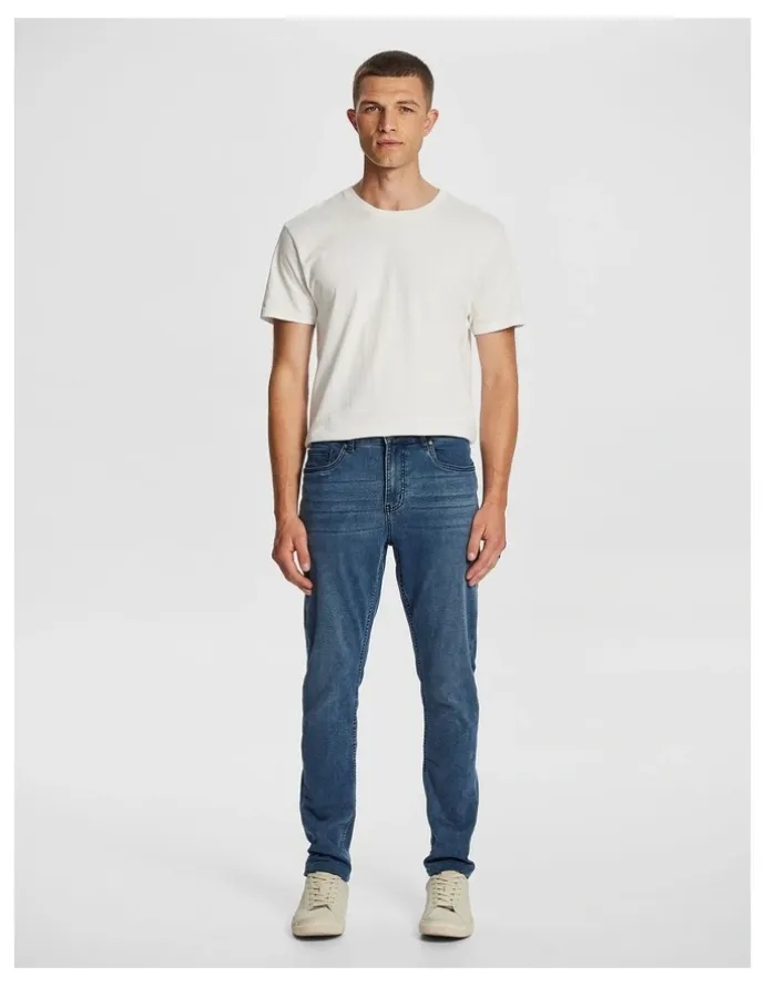 yd. Joni Slim Tapered Jean in Blue