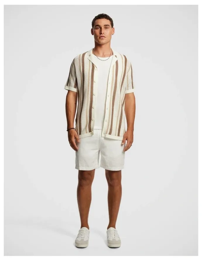 yd. Manta Linen Short in White