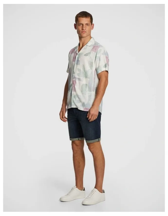yd. Maxwell Denim Short in Dark Wash
