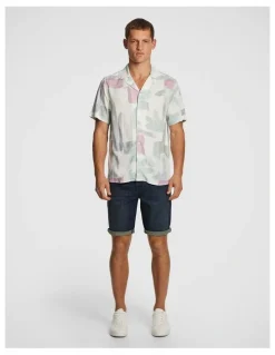 yd. Maxwell Denim Short in Dark Wash