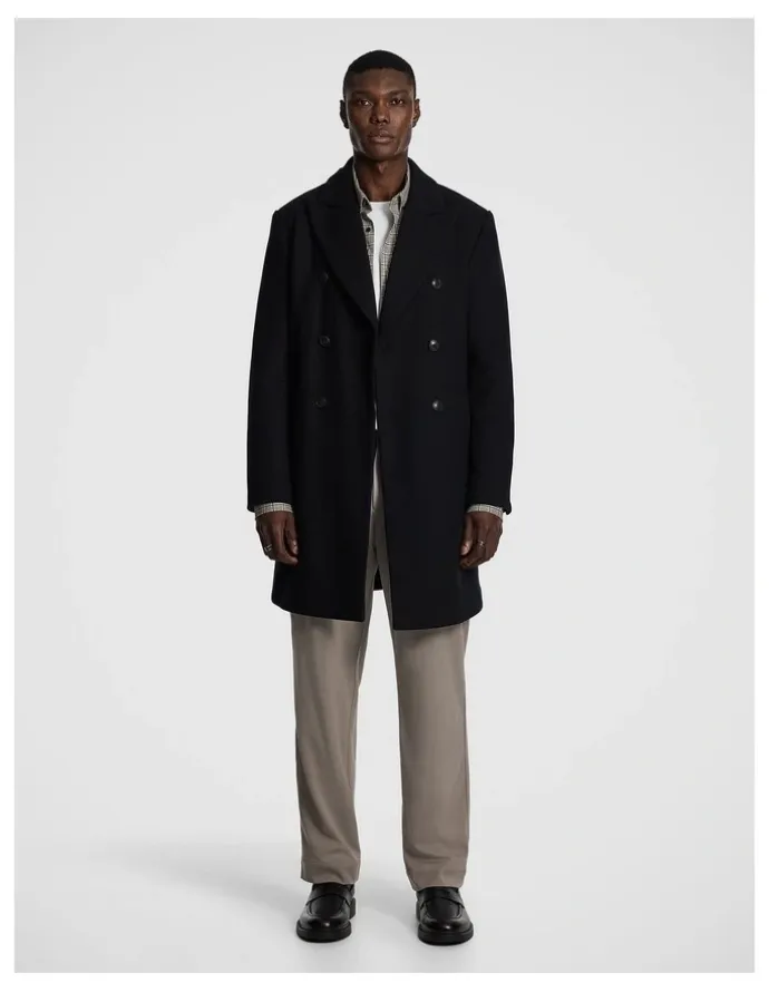 yd. Montana Db Coat in Black